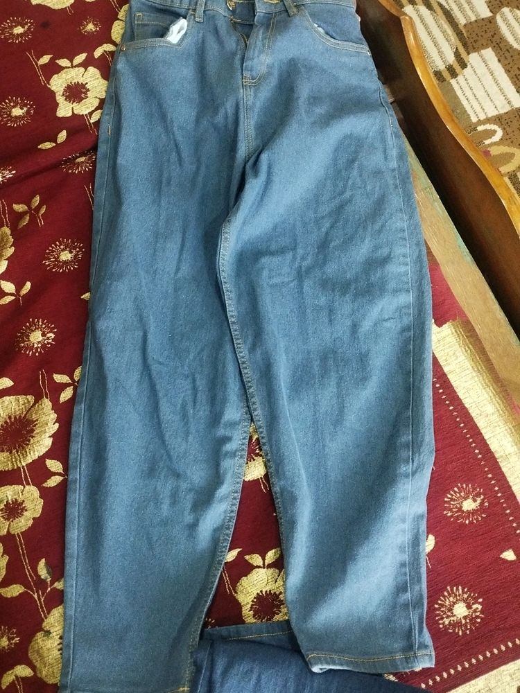 Two Boyfriend Blue Jeans Available Size 26-28