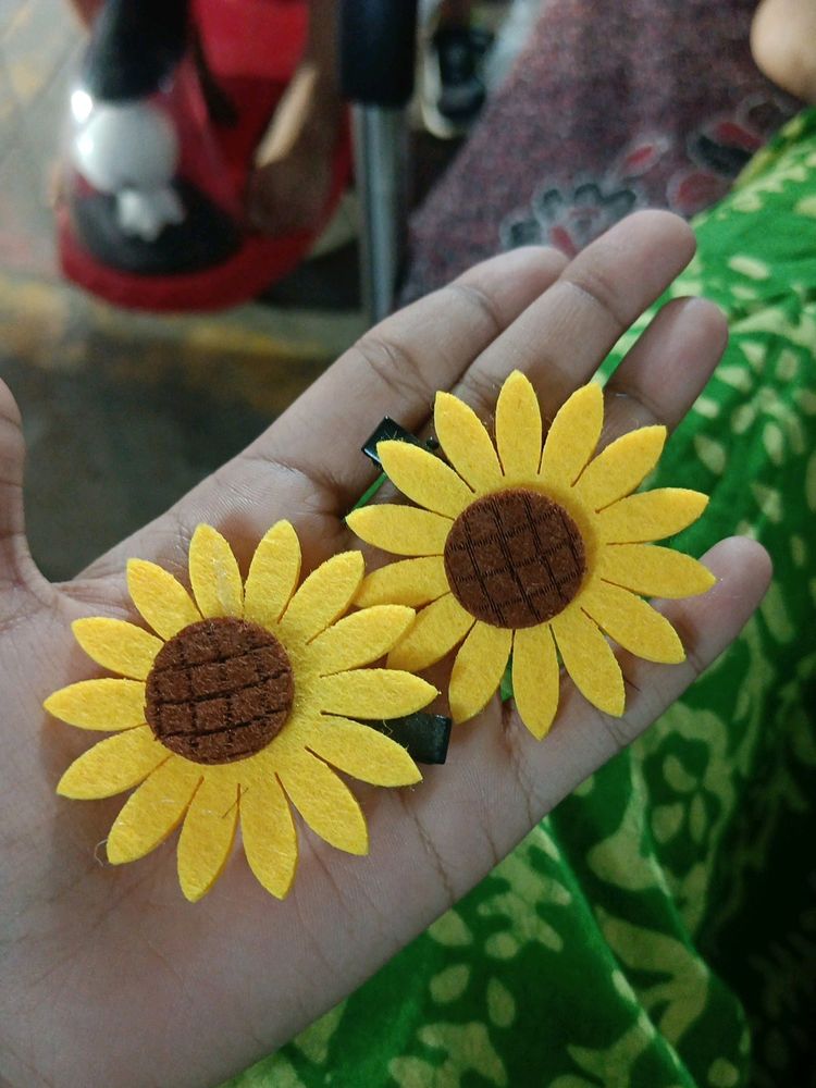 cute sunflower hair clip