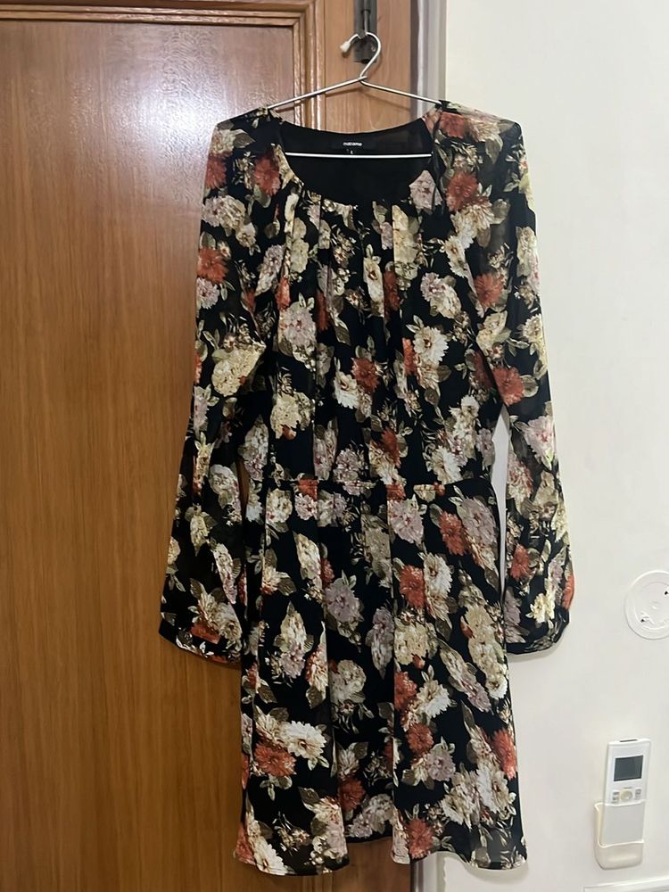 Gorgeous Vintage Flower printed Dress