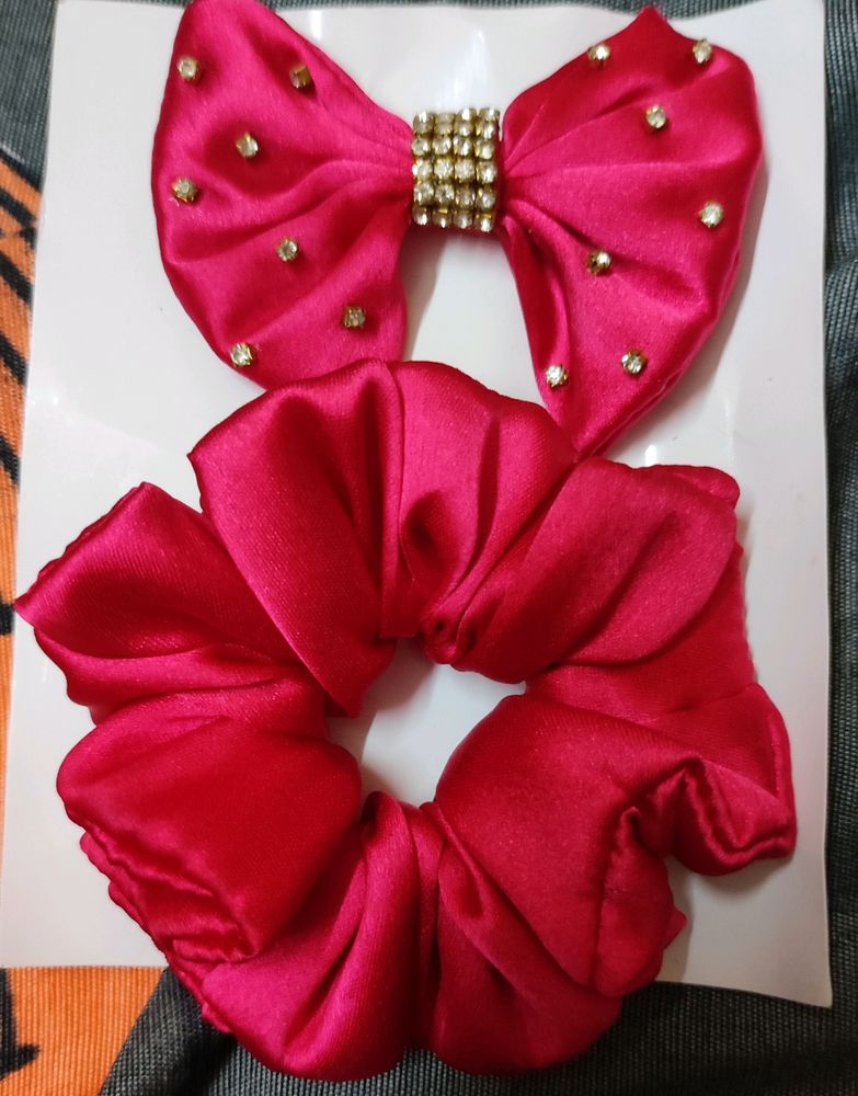 Scrunchie with Bow Hair Clip