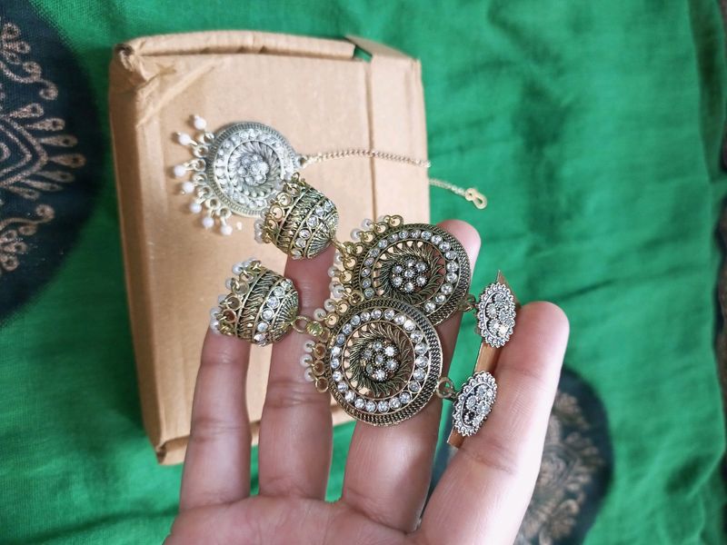 Fashion Earrings And Mangtika Combo