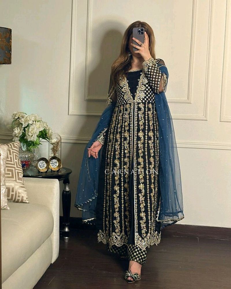 New Standard Pakistani Poshaq Dresses Beautiful Dr