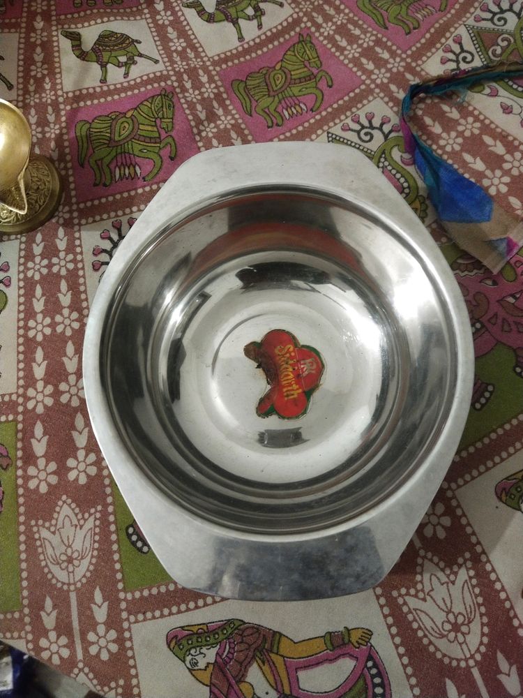 Serving Dish Bowl With Lid