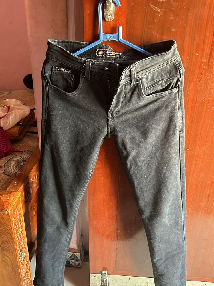 28 Sizes Jeans Is Too Good Condition It’s To Goo