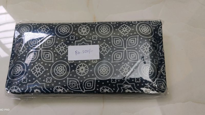 Silk Wallet