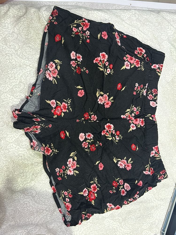 H&M Floral Shorts