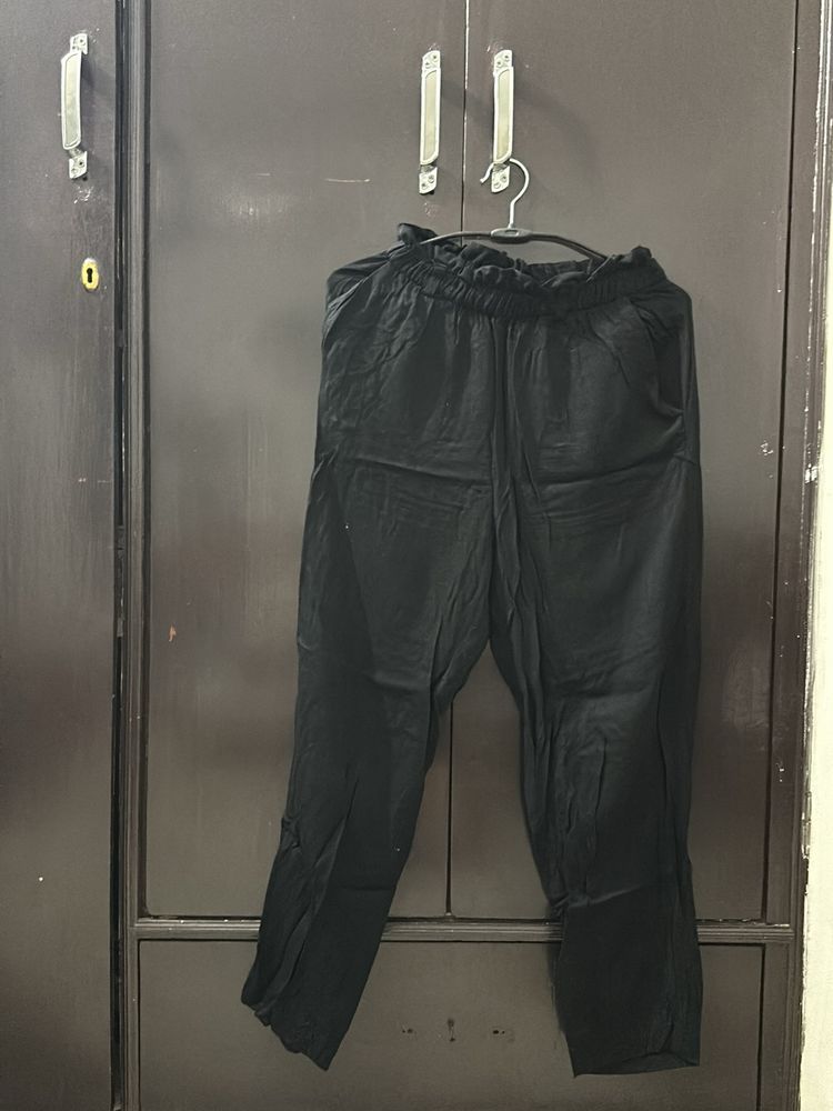 Comfy H&M Pants - Size 32