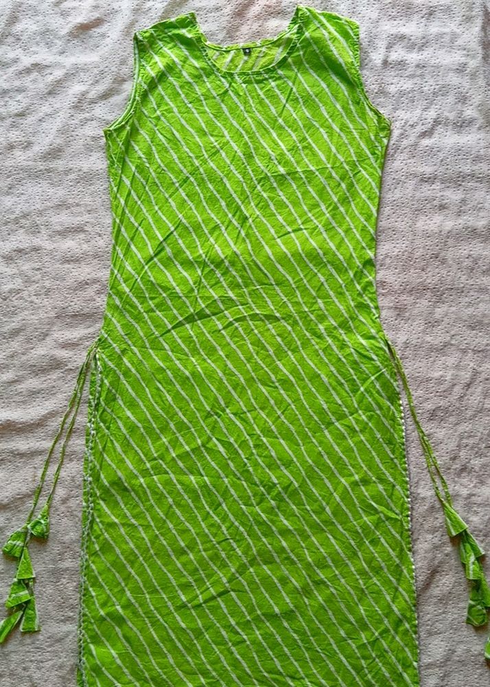 Sleeveless Kurti