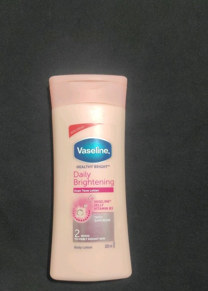 Vaseline Daily Brightening Body Lotion