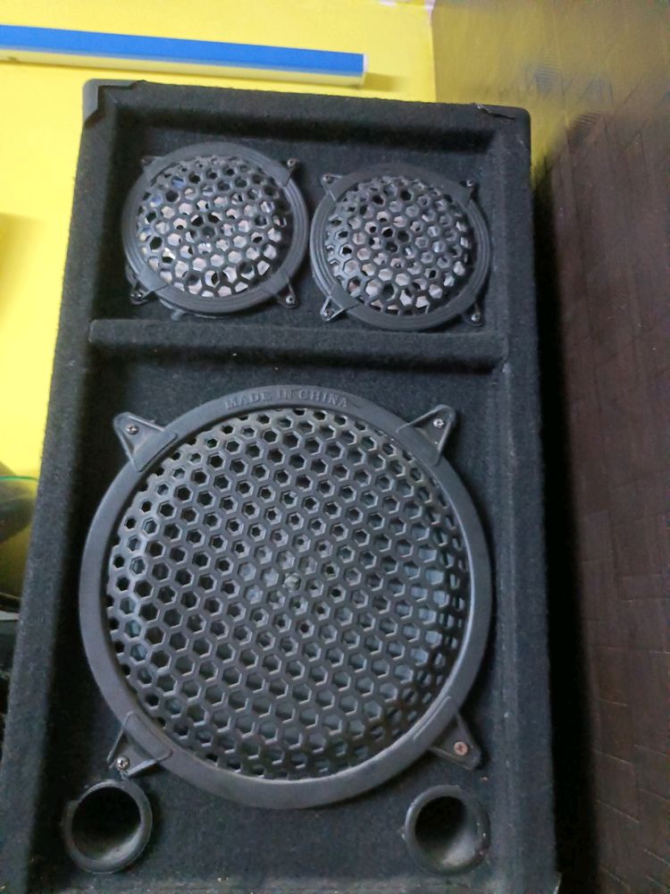 10" Inch  Subwoofer And 2 Tweeters