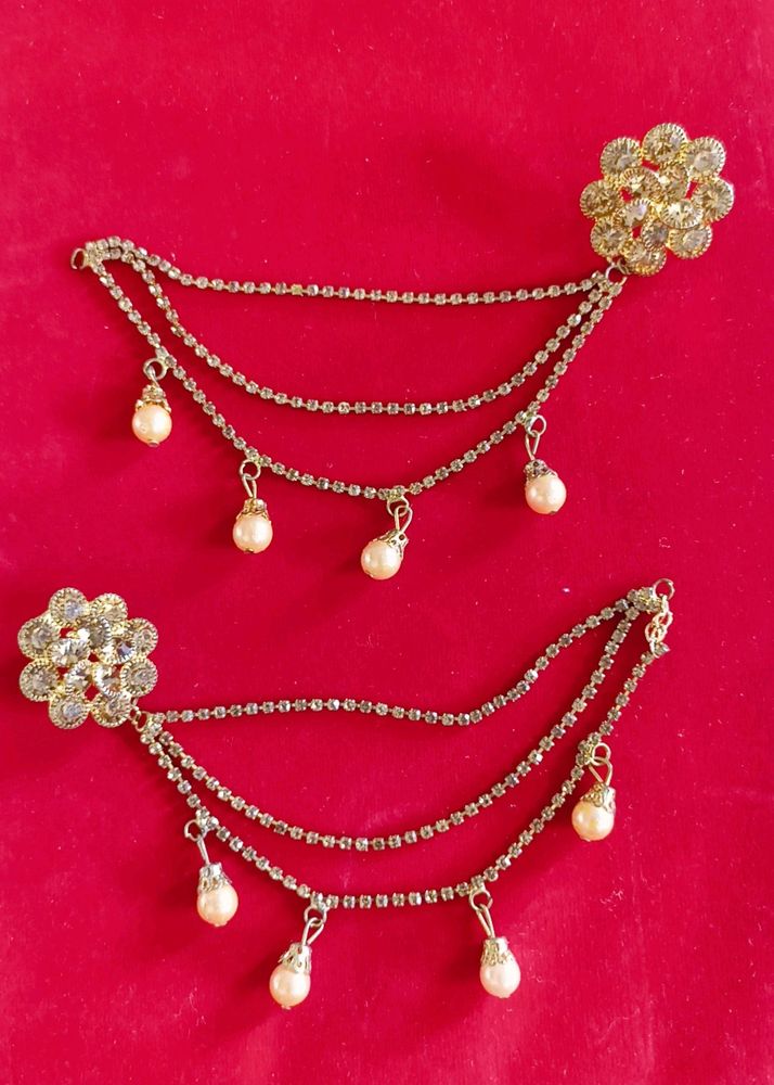 Ear Rings  Stud With Sarasari