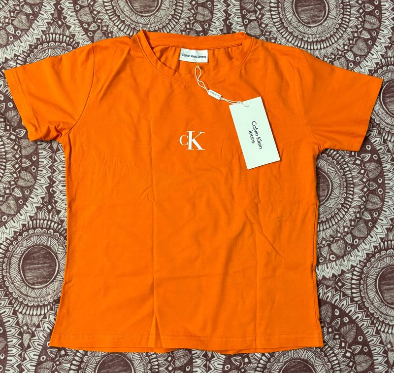 Calvin Klein Tshirt