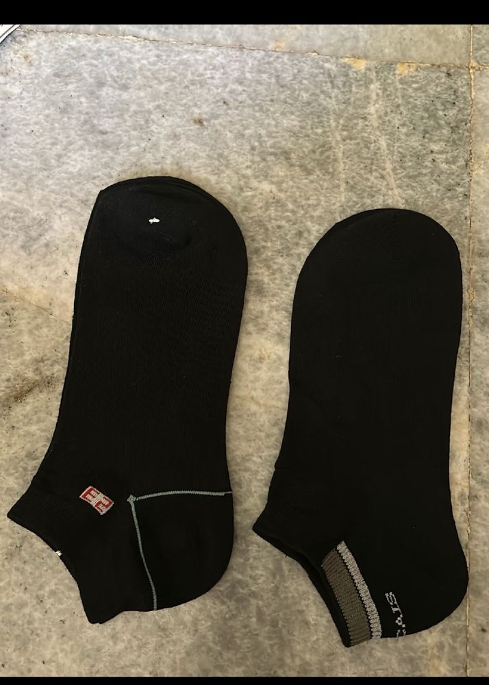 Black Socks 2 Pair