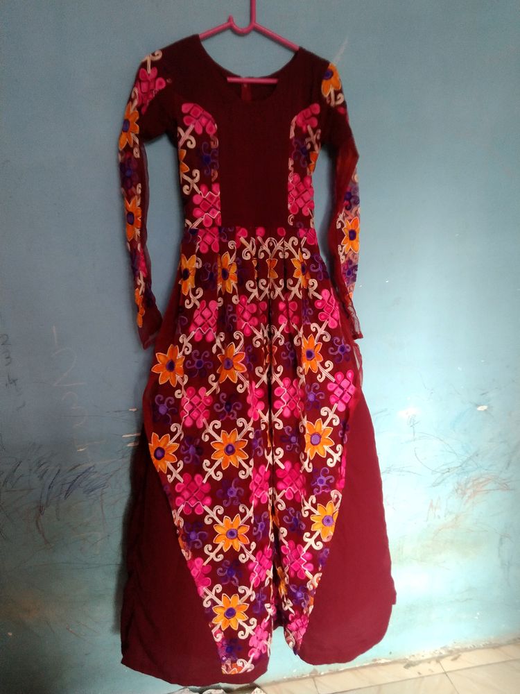 Women's Gown Embroidery Work