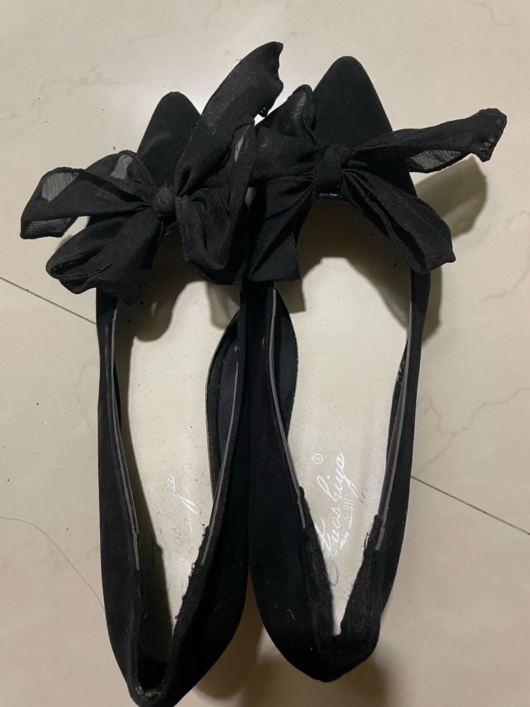 Black Bow Pencil Heels