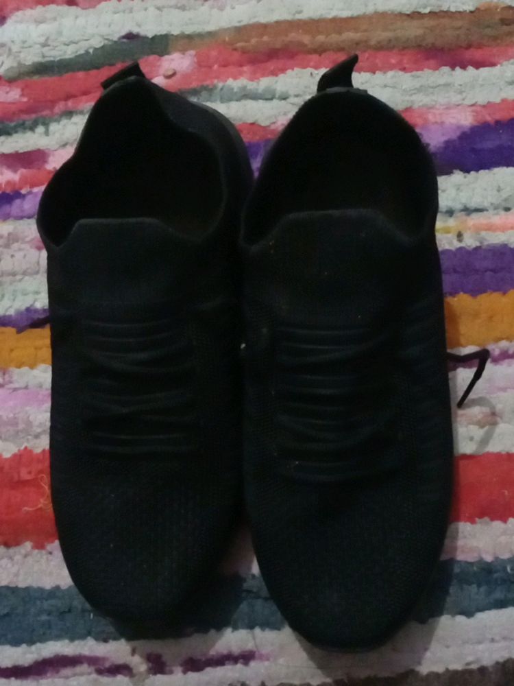 Black Shoes