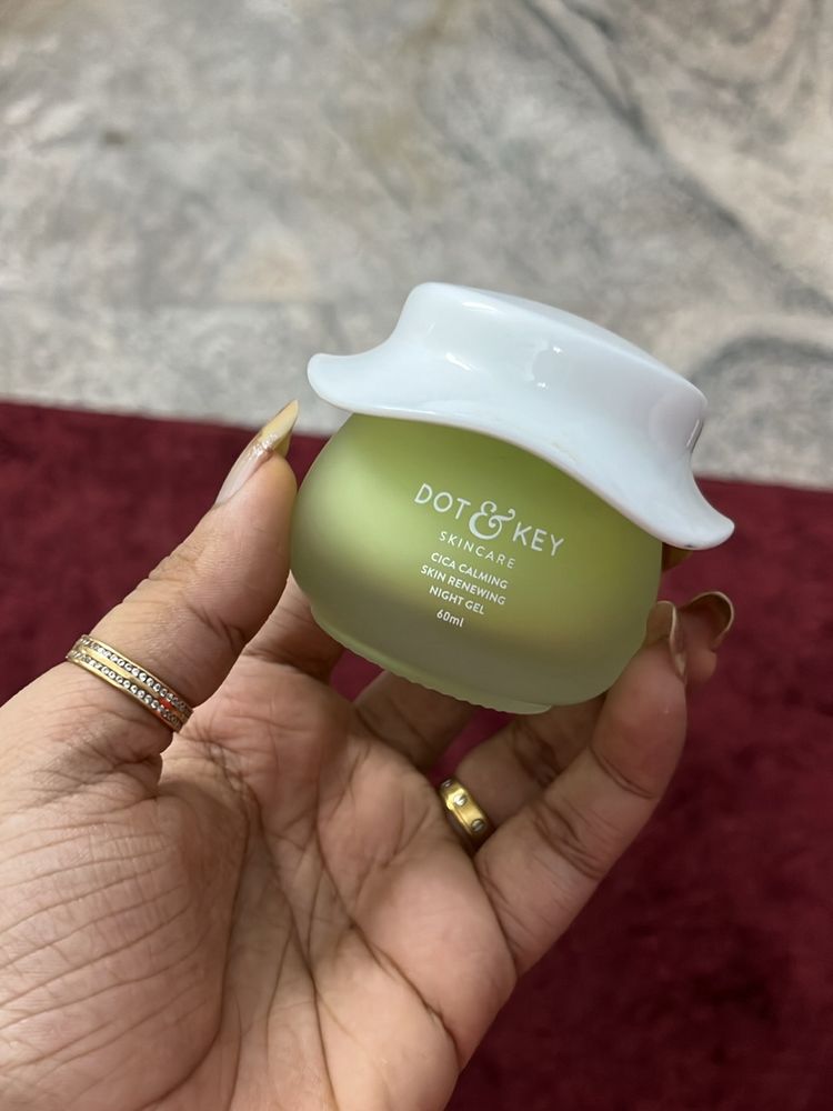 Dot & Key cica Calming Moisturiser