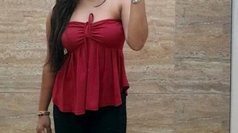 Red Top With Beautiful Look