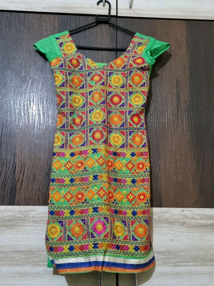 GUJARATI STYLE KURTA🌼