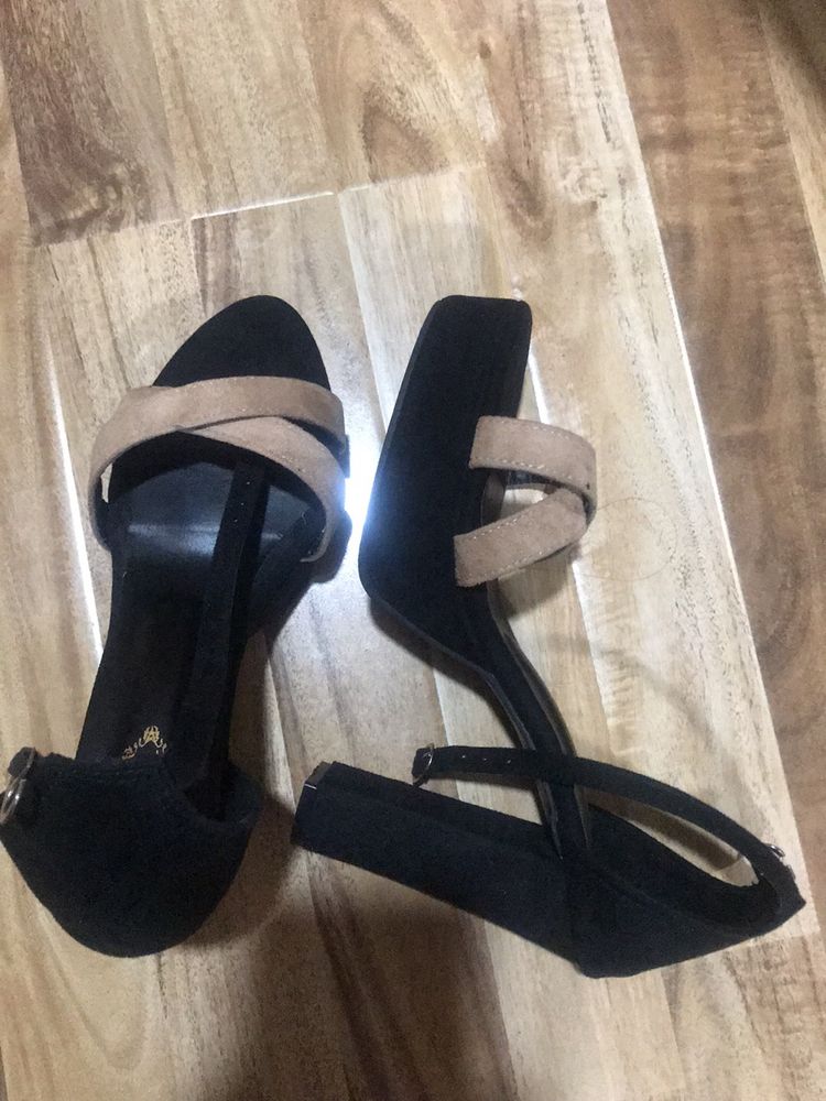 Black Party Wear Heels