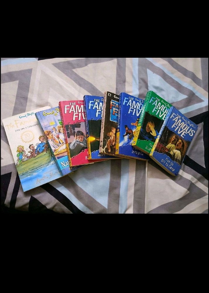 8 Enid Blyton Books + Eight Free Audiobks.