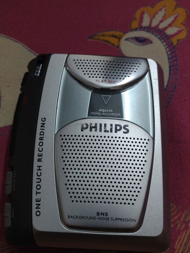 Philips Walkman with One Touch Recorder