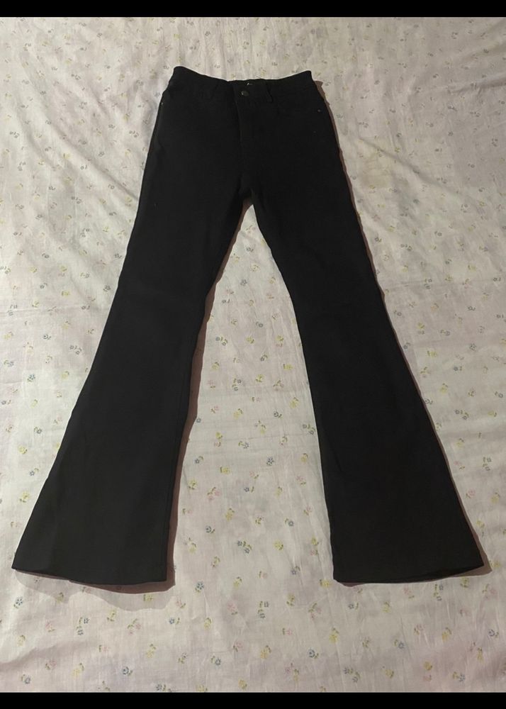 Buttoned Black Flared Pants