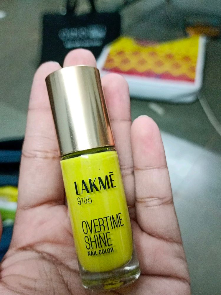 Lakme 9to5 Overtime Shine Nail Colour