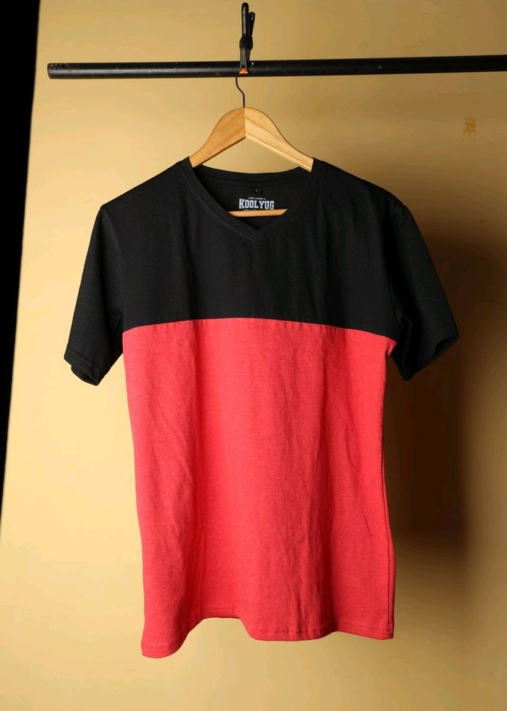 Beautiful Red  Black Tshirt For Men