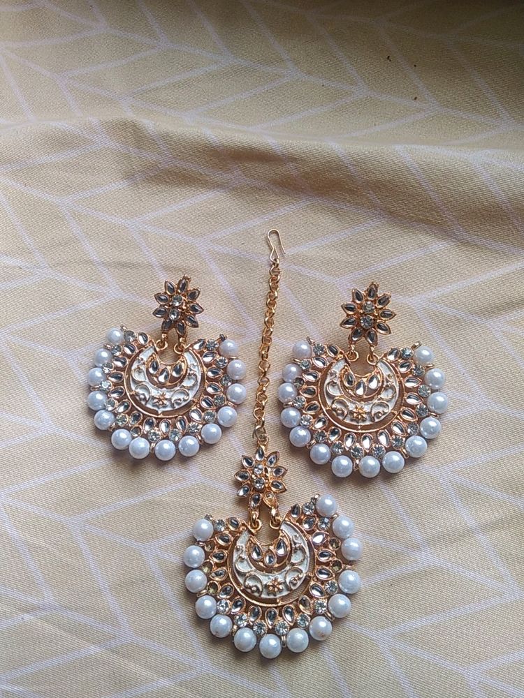 Panjabi Earrings And Mangtika