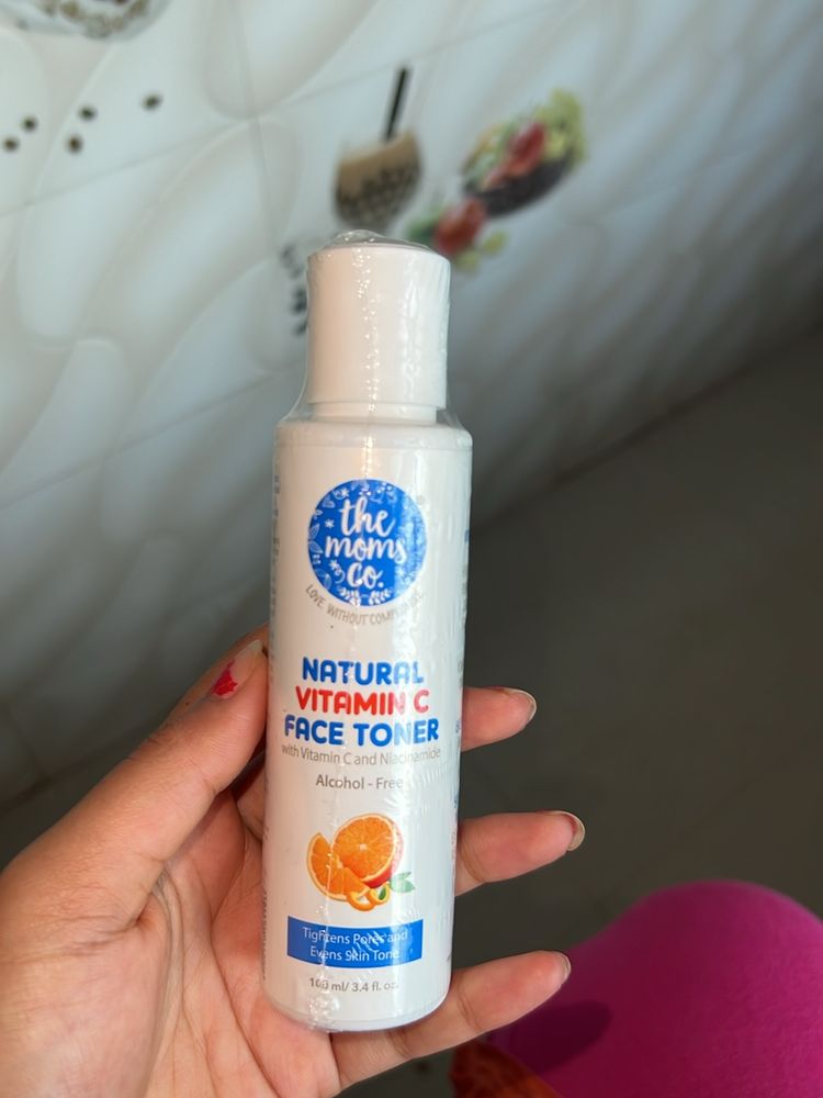 The Moms Co. Natural Vitamin C Face Toner