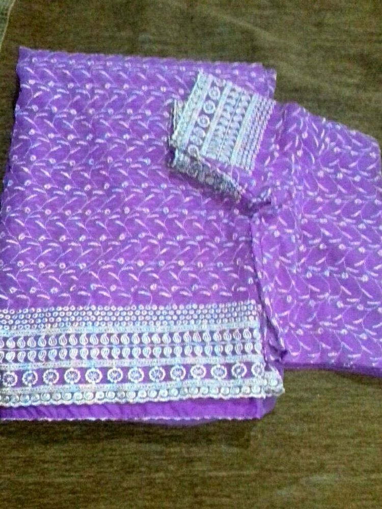 Thread work Saree With Blouse.