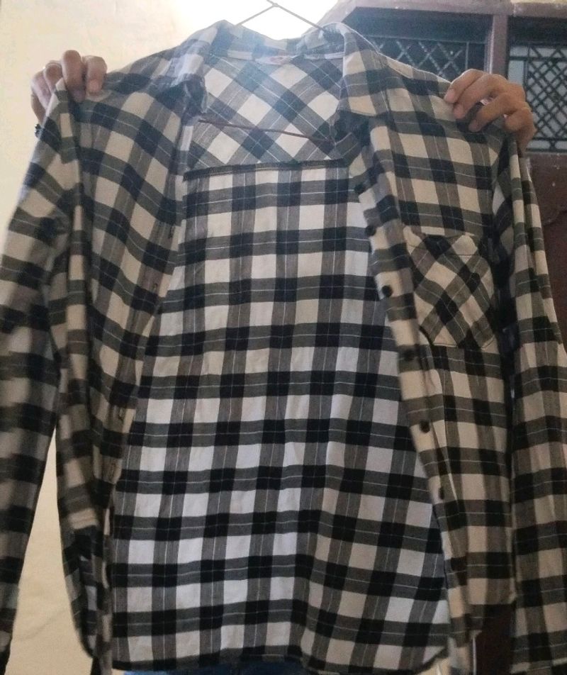 Black White Check Formal Shirt