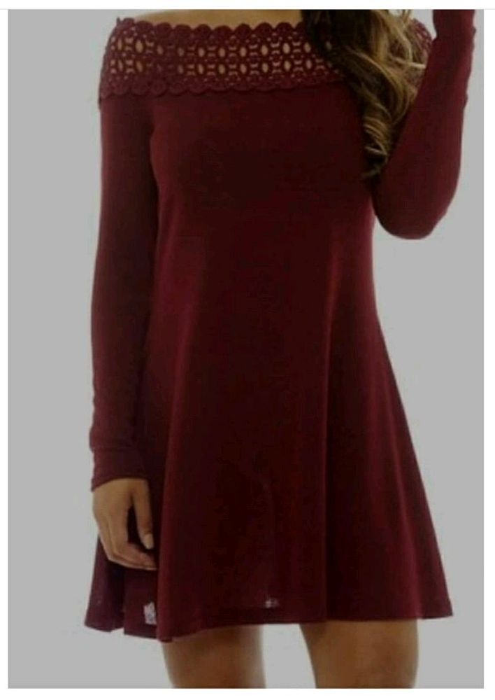 maroon dresss