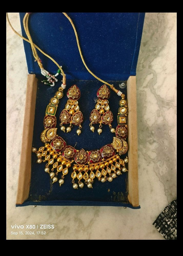 Golden Polished Kundan Necklace