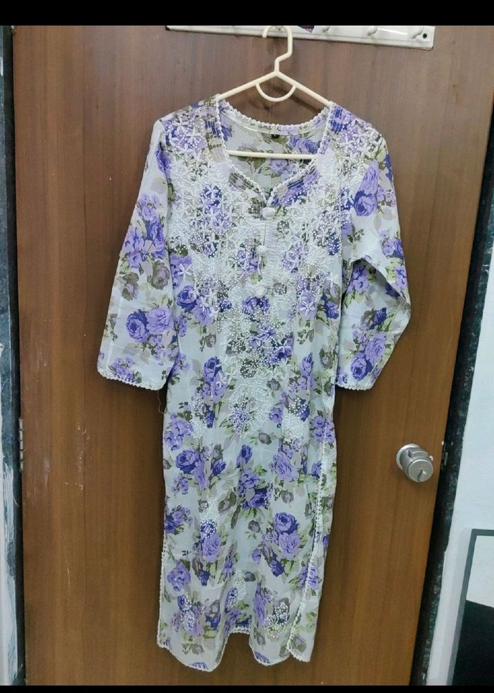 Mulmul Printed Croshiya N Ganthwork Kurti