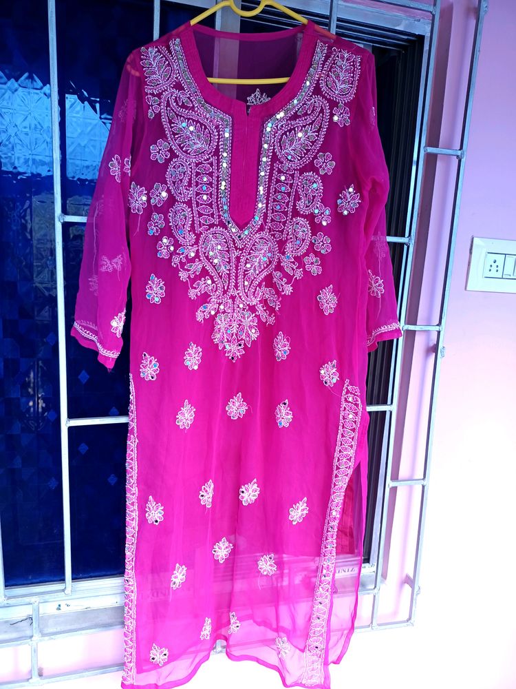 Beautiful Chikankari Kurti For Women