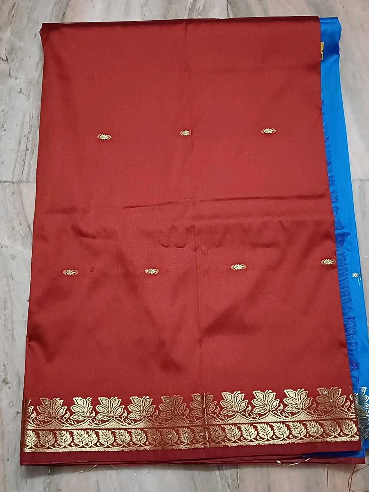 A Good Saree With Small Flaws