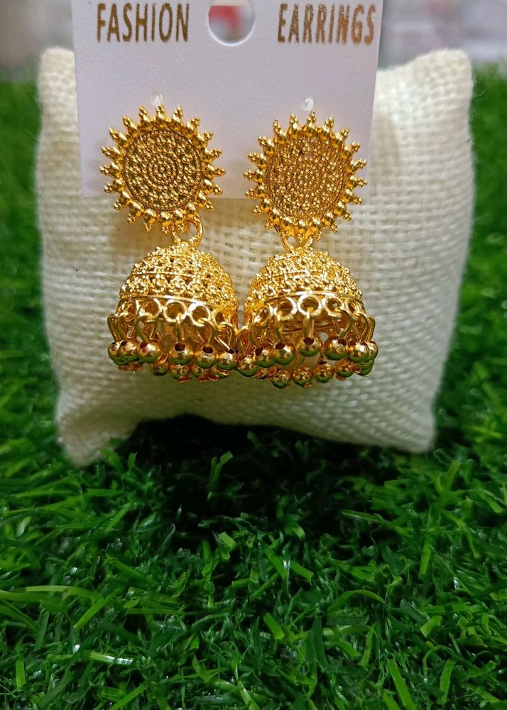 Golden Jhumka