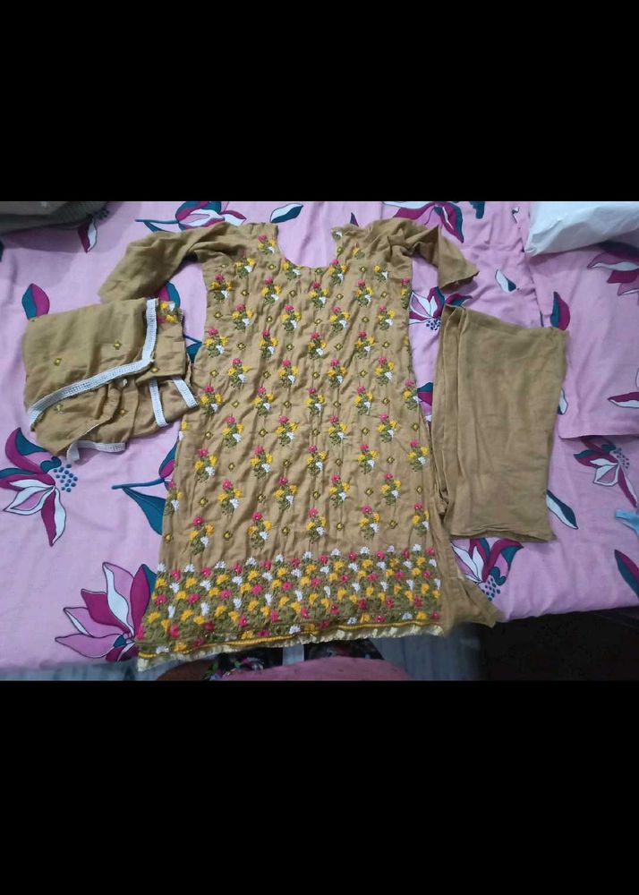 Kurti With Dupatta