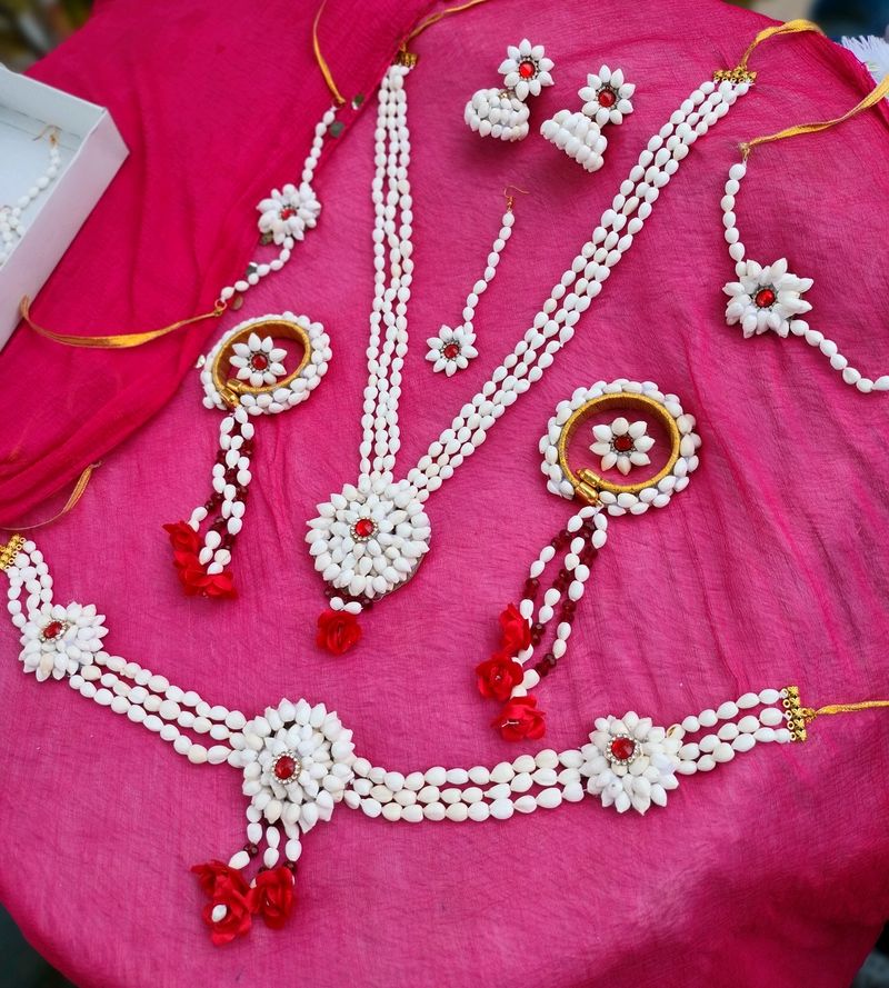 Baby Shower Jewellery Set