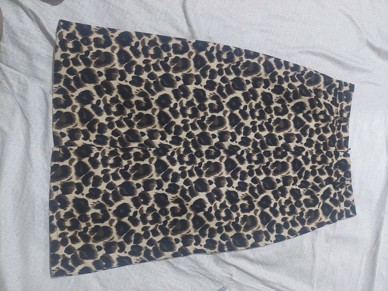 Leopard Print Skirt for casual Wear