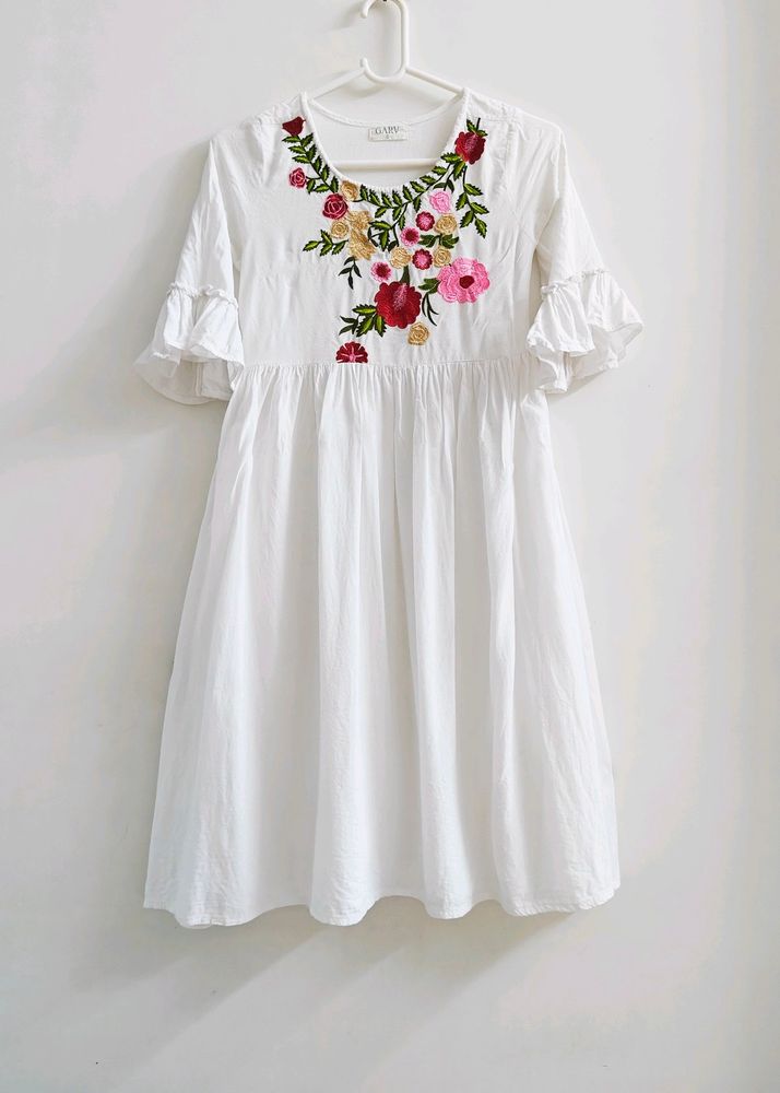 Embroidered Milky (Bright) White Tunic