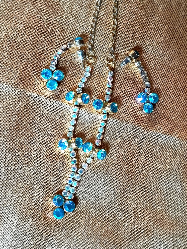 A Multitude Necklace Set 😍🥰🙂😘