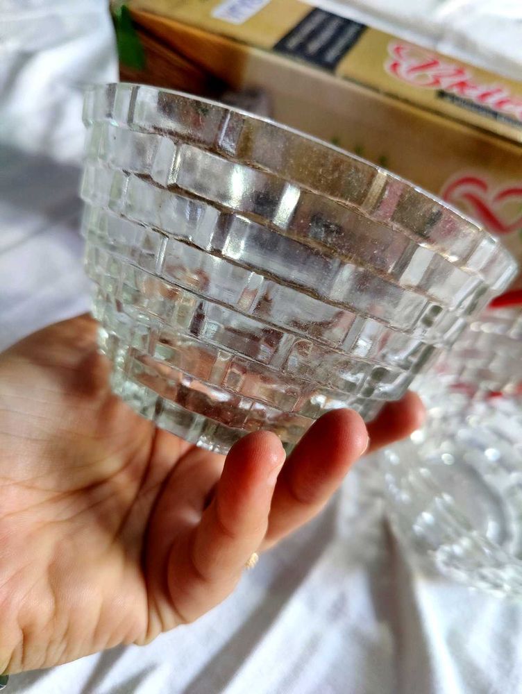 Set Of Two Transparent Bowl