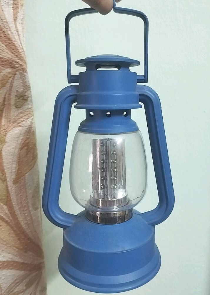 Multifunctional Emergency Lantern