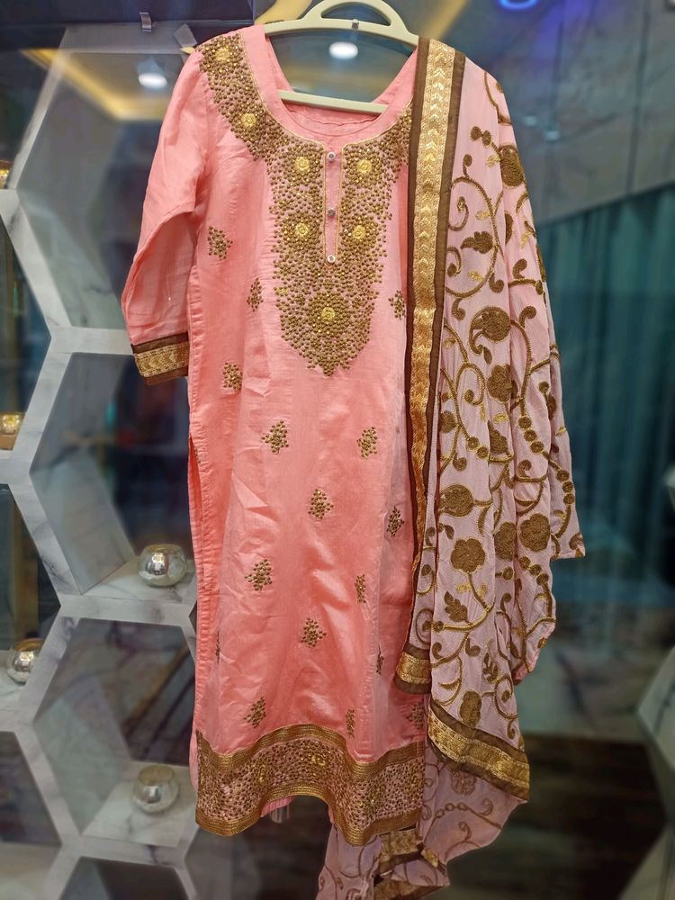 Beutiful Embroidery Kurta With Dupatta