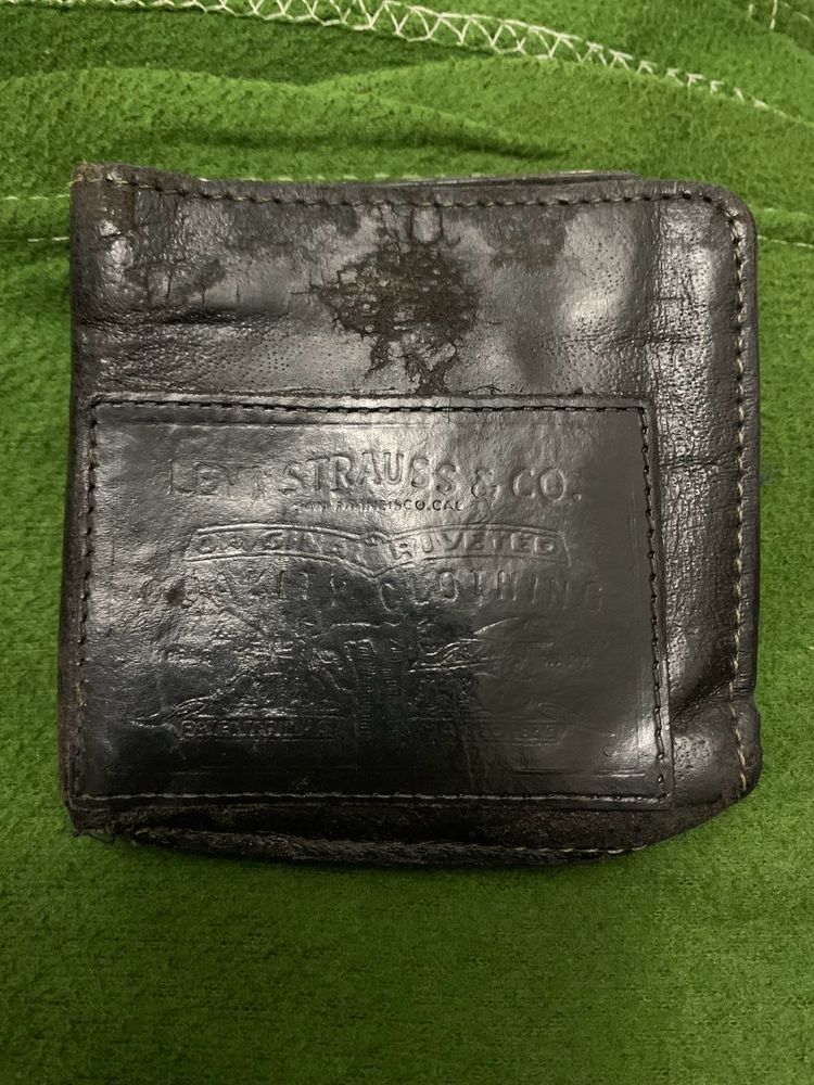 Levi’s Wallets