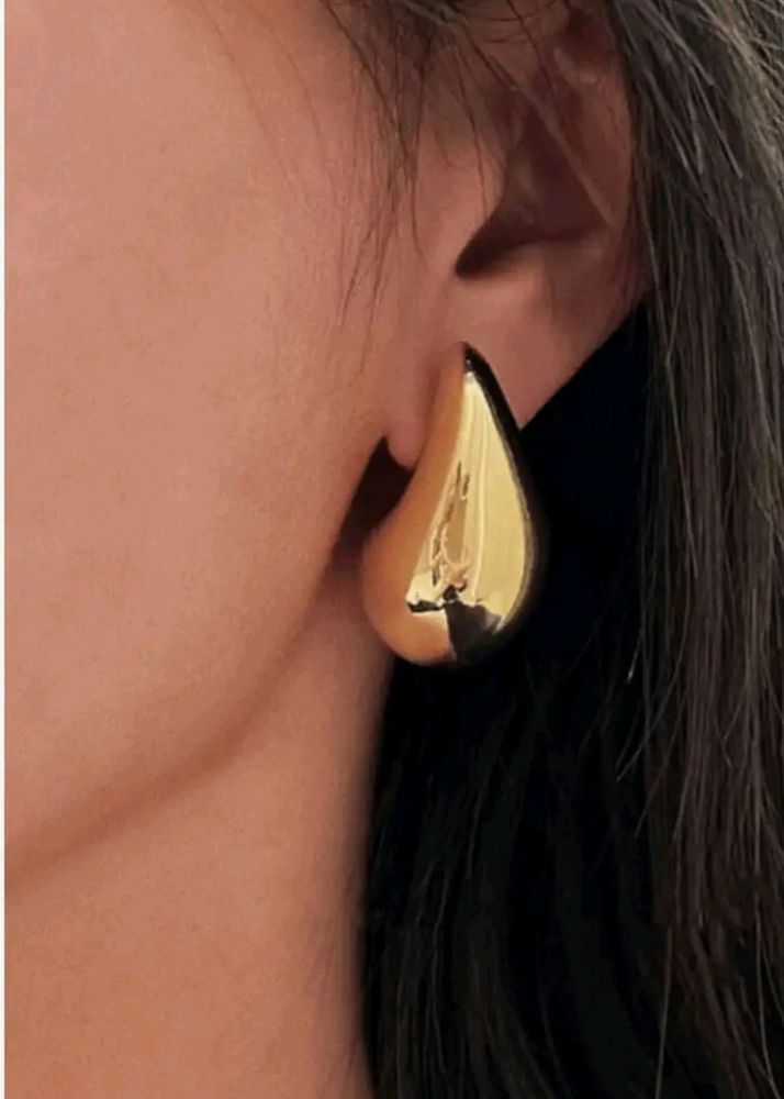 Golden Party Earrings