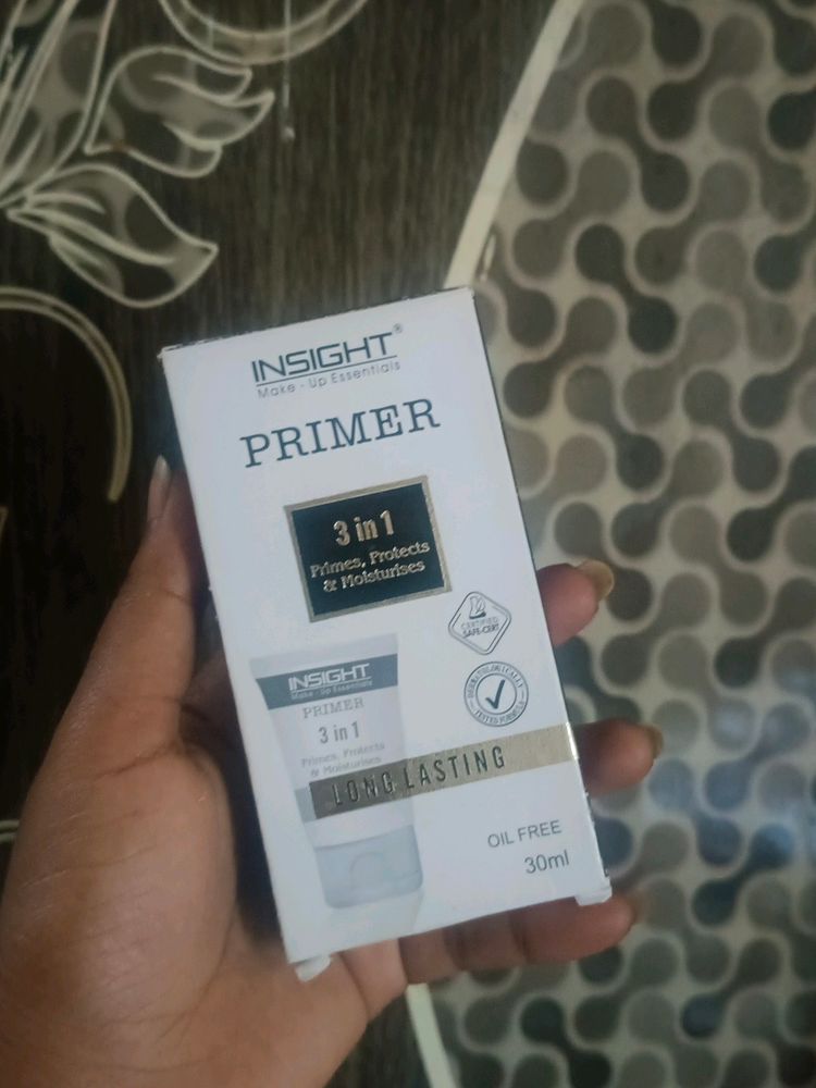 Insight 3in1 Face Primer